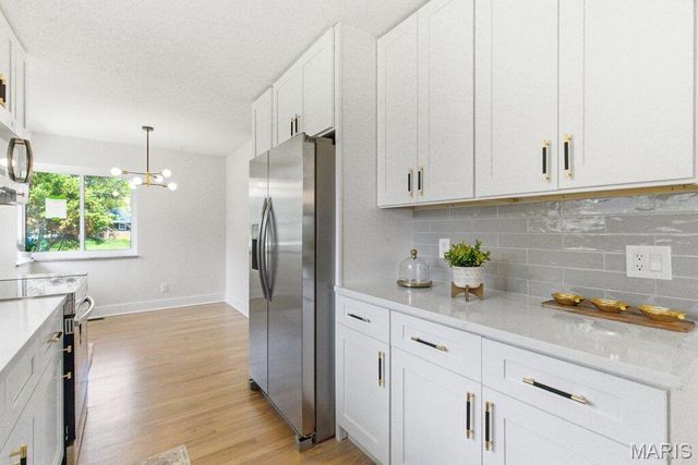 700 Jamaica Court, Warson Woods, MO 63122