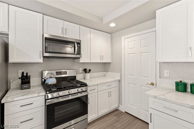 277 Via Tempesto Street, Henderson, NV 89074