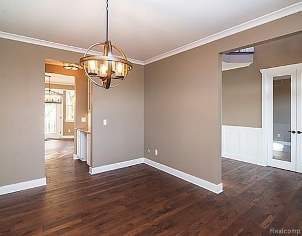 10539 Stoney Point Drive, South Lyon, MI 48178