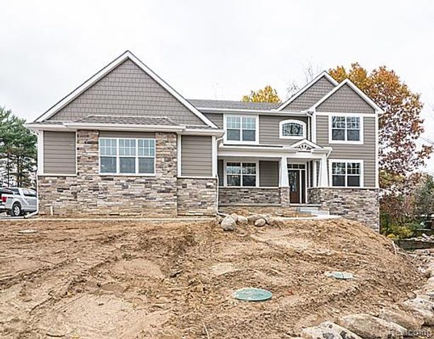 10539 Stoney Point Drive, South Lyon, MI 48178