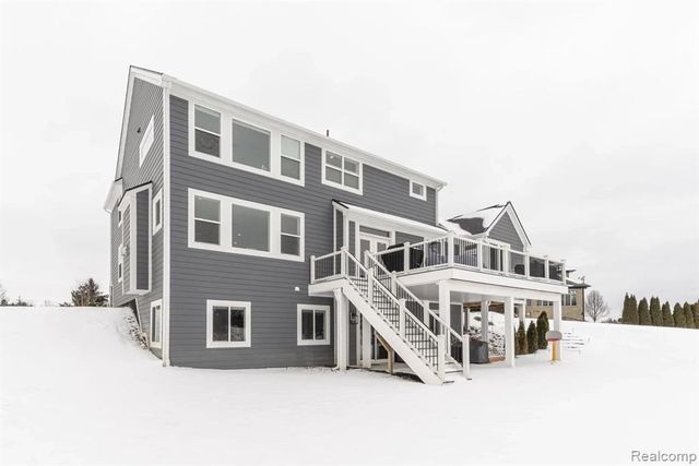 10539 Stoney Point Drive, South Lyon, MI 48178