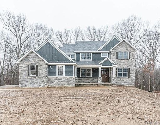 10539 Stoney Point Drive, South Lyon, MI 48178