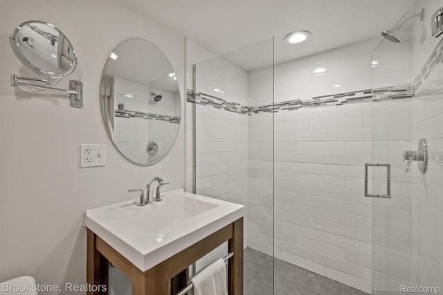 859 Watkins Street, Birmingham, MI 48009