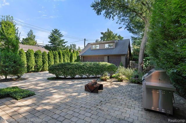 859 Watkins Street, Birmingham, MI 48009