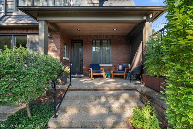 859 Watkins Street, Birmingham, MI 48009