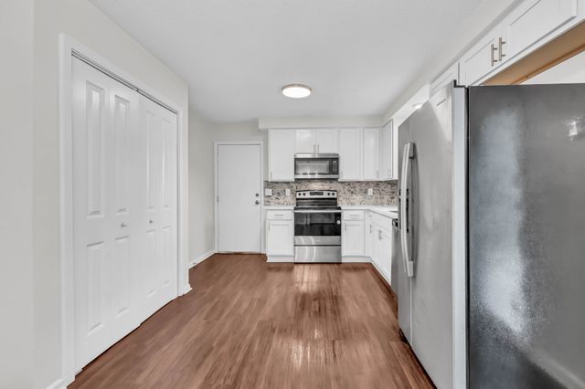809 Margret Dr, Clarksville, TN 37042