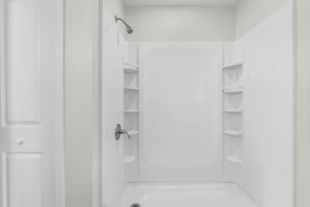 809 Margret Dr, Clarksville, TN 37042