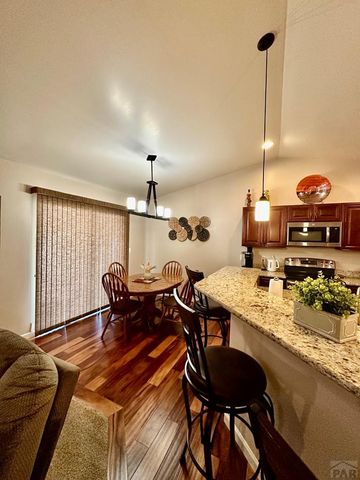 2321 Meadowlark Ln, Pueblo, CO 81008