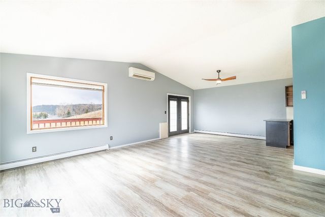 9 Hilltop Drive, Clancy, MT 59634