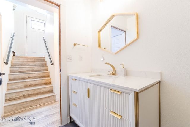 9 Hilltop Drive, Clancy, MT 59634