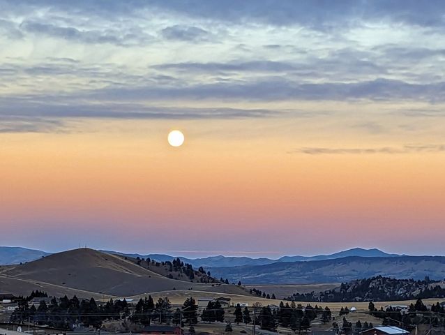 9 Hilltop Drive, Clancy, MT 59634