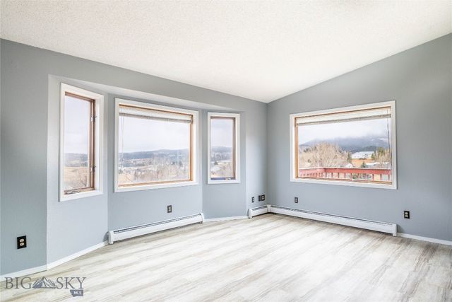 9 Hilltop Drive, Clancy, MT 59634