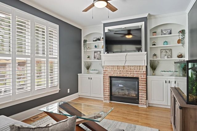 109 Applewood Lane, Acworth, GA 30101