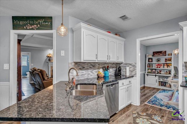 116 Waterford Drive, Bonaire, GA 31005