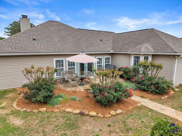 116 Waterford Drive, Bonaire, GA 31005