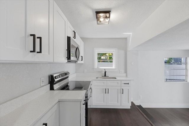 1144 NEW YORK AVENUE, Dunedin, FL 34698