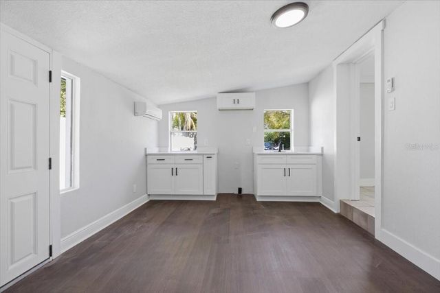 1144 NEW YORK AVENUE, Dunedin, FL 34698