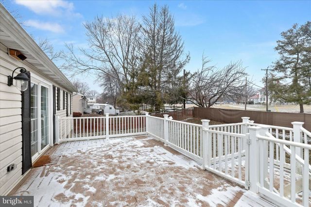 16 FOX MEADOW GARTH, Westminster, MD 21157