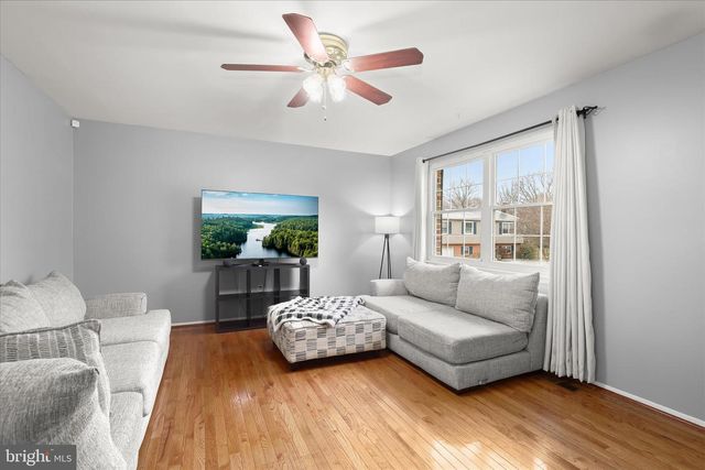 16 FOX MEADOW GARTH, Westminster, MD 21157