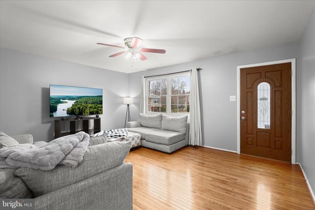 16 FOX MEADOW GARTH, Westminster, MD 21157