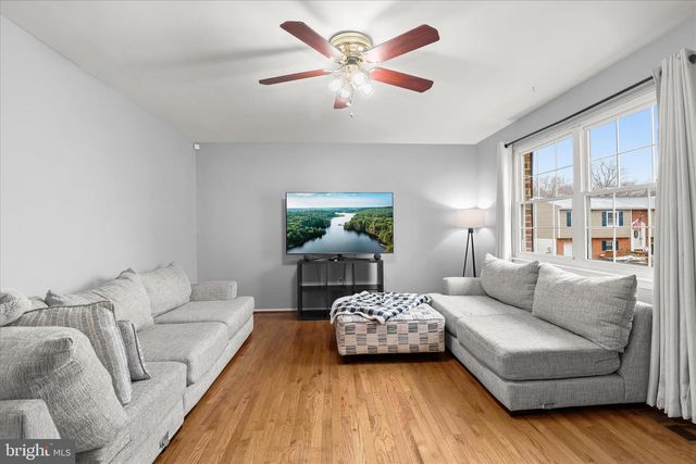 16 FOX MEADOW GARTH, Westminster, MD 21157