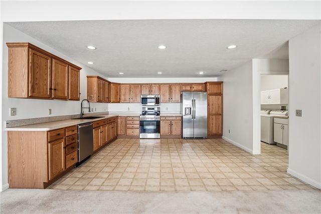 3205 Penny Ln 21-A, Neshannock Twp, PA 16105