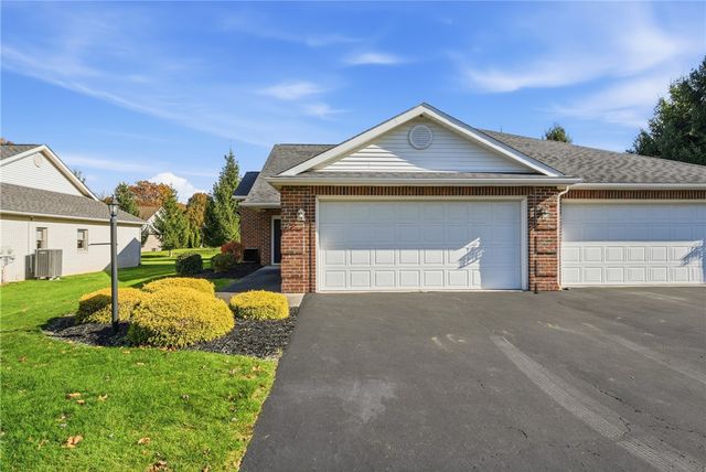 3205 Penny Ln 21-A, Neshannock Twp, PA 16105