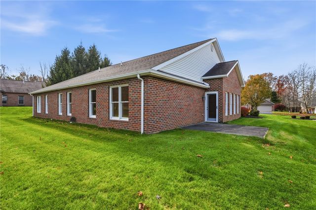 3205 Penny Ln 21-A, Neshannock Twp, PA 16105