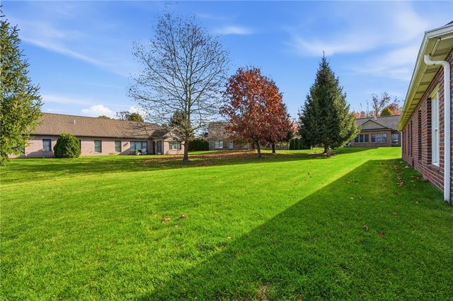 3205 Penny Ln 21-A, Neshannock Twp, PA 16105