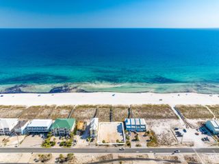 7885 Gulf Boulevard, Navarre, FL 32566