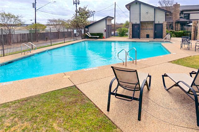 1748 Ohlen RD 3, Austin, TX 78757