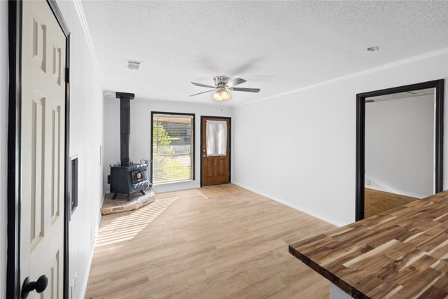 417 Carroll Avenue, Wake Village, TX 75501