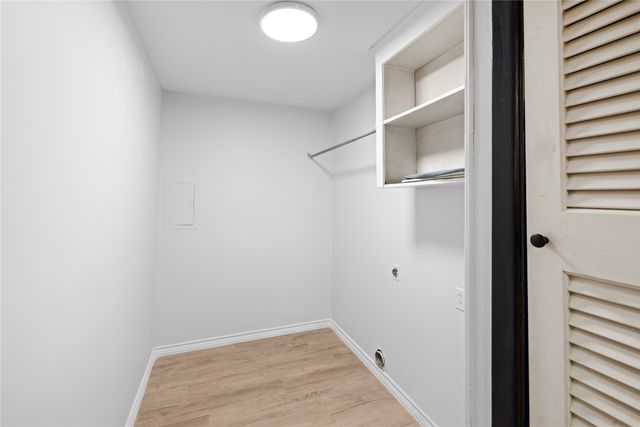 417 Carroll Avenue, Wake Village, TX 75501