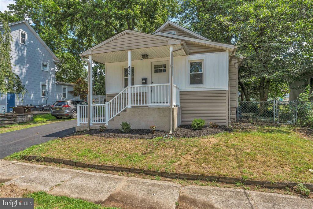 406 AUSTIN AVE, Barrington, NJ 08007