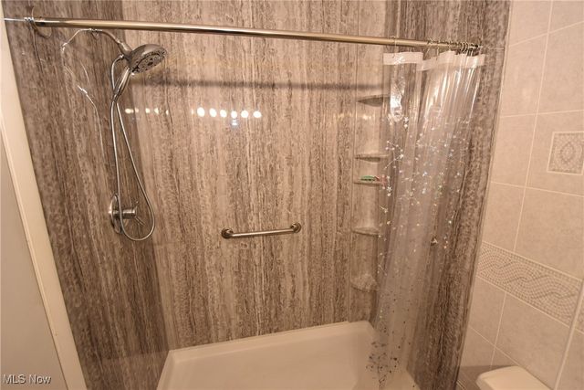 3093 Ivy Hill Circle D, Cortland, OH 44410