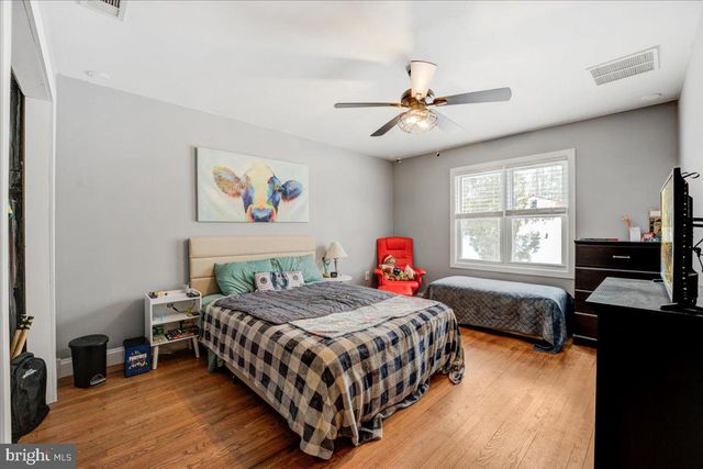 115 CRESTVIEW AVE E, Galloway, NJ 08205