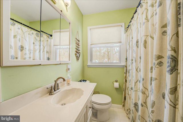 115 CRESTVIEW AVE E, Galloway, NJ 08205