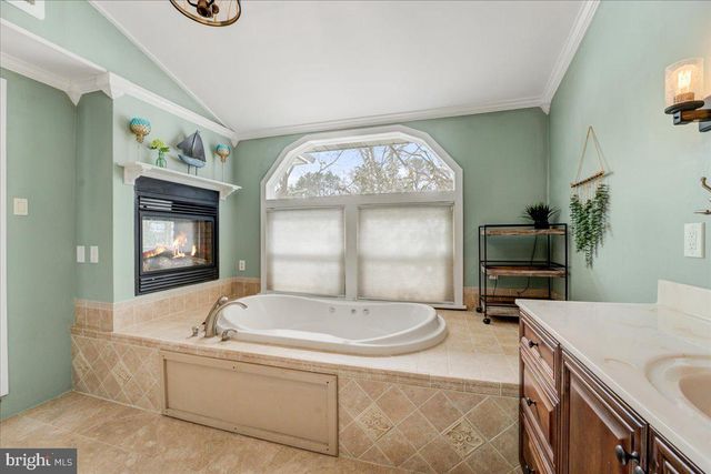 115 CRESTVIEW AVE E, Galloway, NJ 08205