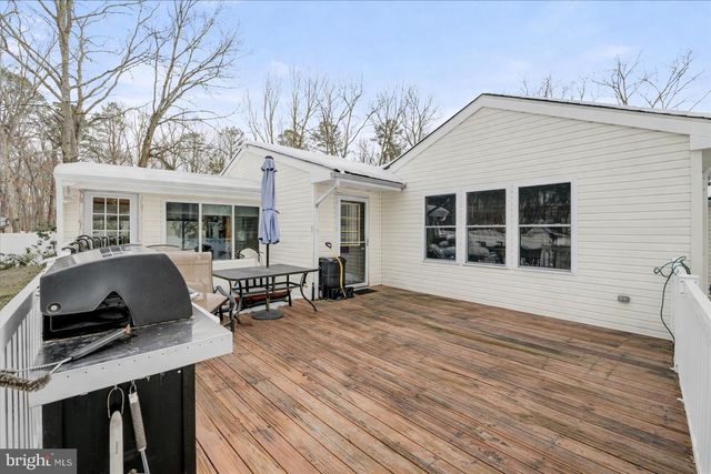 115 CRESTVIEW AVE E, Galloway, NJ 08205