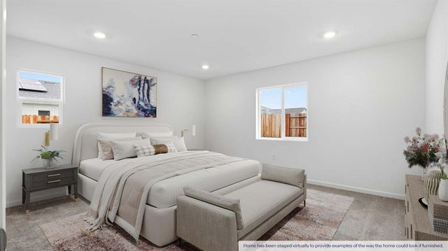 1650 Pacific Dr, Los Banos, CA 93635