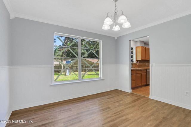 10825 EXECUTIVE Drive, Jacksonville, FL 32225