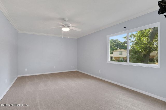 10825 EXECUTIVE Drive, Jacksonville, FL 32225