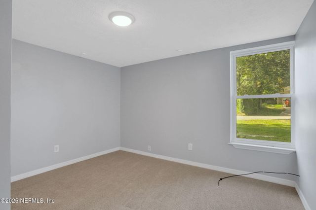 10825 EXECUTIVE Drive, Jacksonville, FL 32225