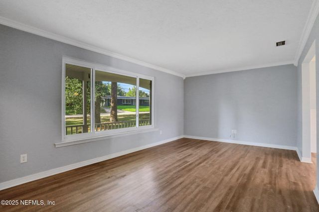 10825 EXECUTIVE Drive, Jacksonville, FL 32225