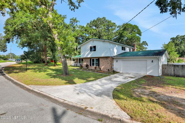 10825 EXECUTIVE Drive, Jacksonville, FL 32225