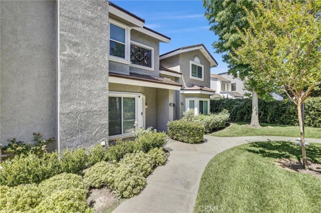 88 Greenmoor, Irvine, CA 92614