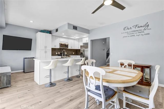 88 Greenmoor, Irvine, CA 92614