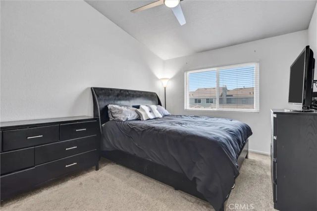 88 Greenmoor, Irvine, CA 92614