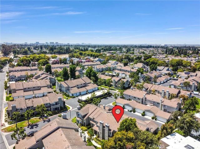 88 Greenmoor, Irvine, CA 92614