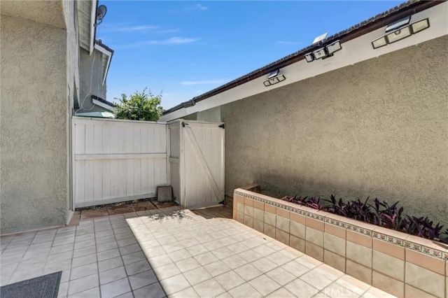 88 Greenmoor, Irvine, CA 92614